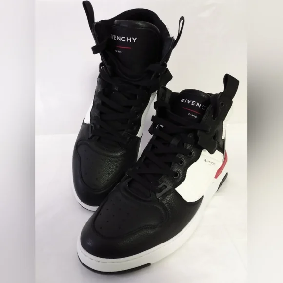 Givenchy Sneakers - Picture 4 of 16